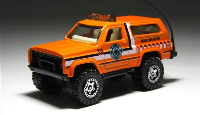 4x4 Chevy Blazer (Orange, Black, White and Blue tampo, "Brush Fire…)