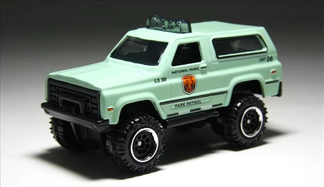 4x4 Chevy Blazer (Mint Green, National Parks, Park Patrol, Unit 06)