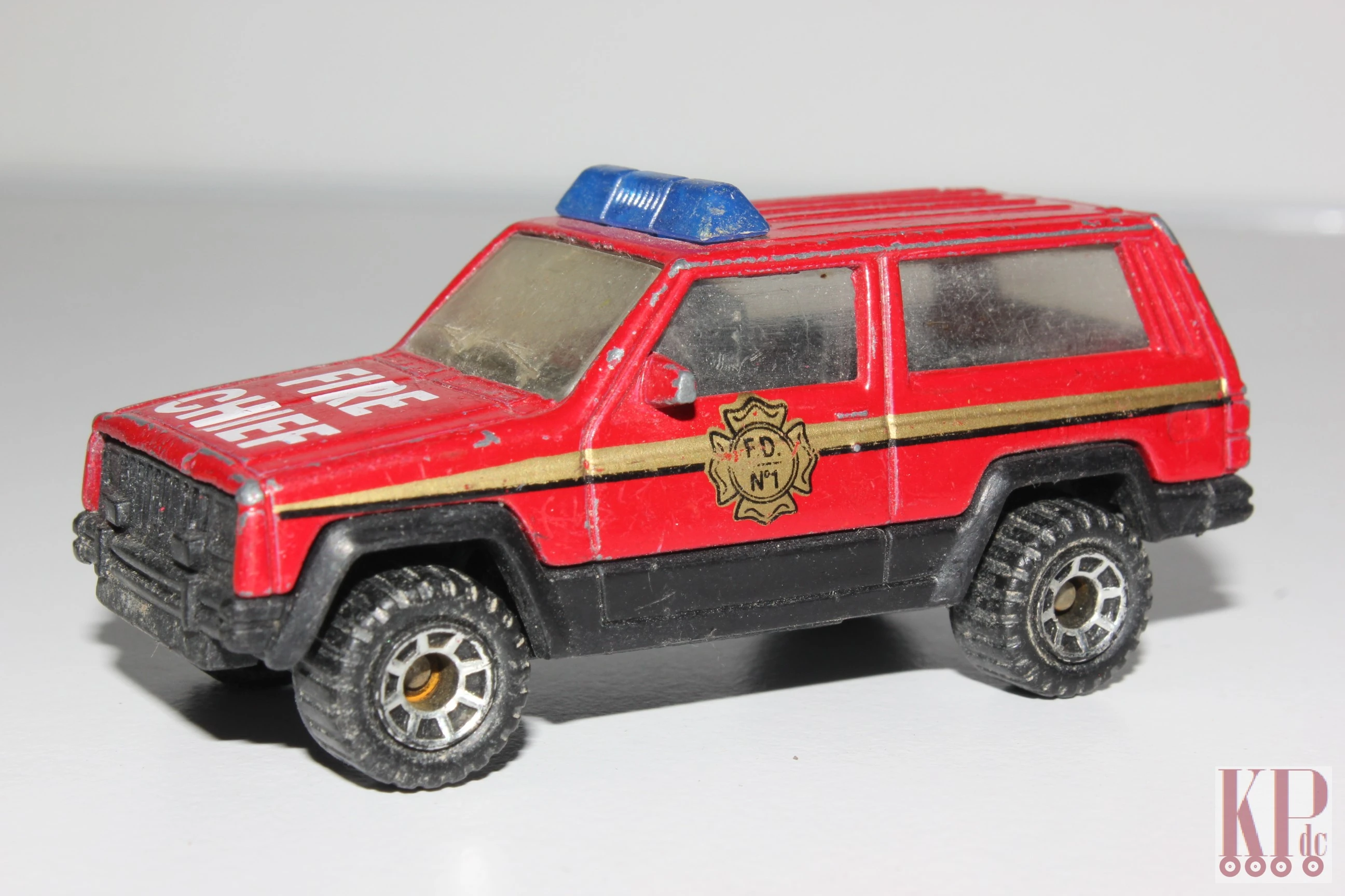 Jeep Cherokee (Red, FIRE CHIEF)