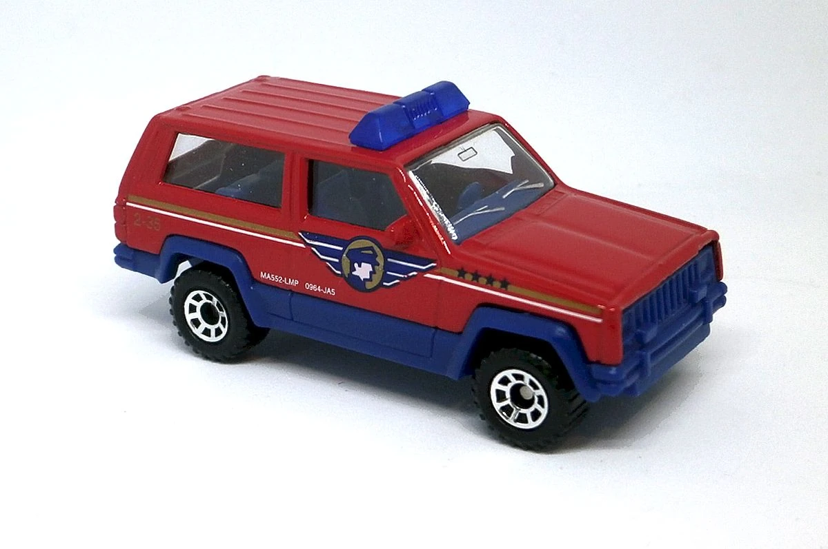 Jeep Cherokee (Red, Gold and White stripes, 4 stars on fende…)