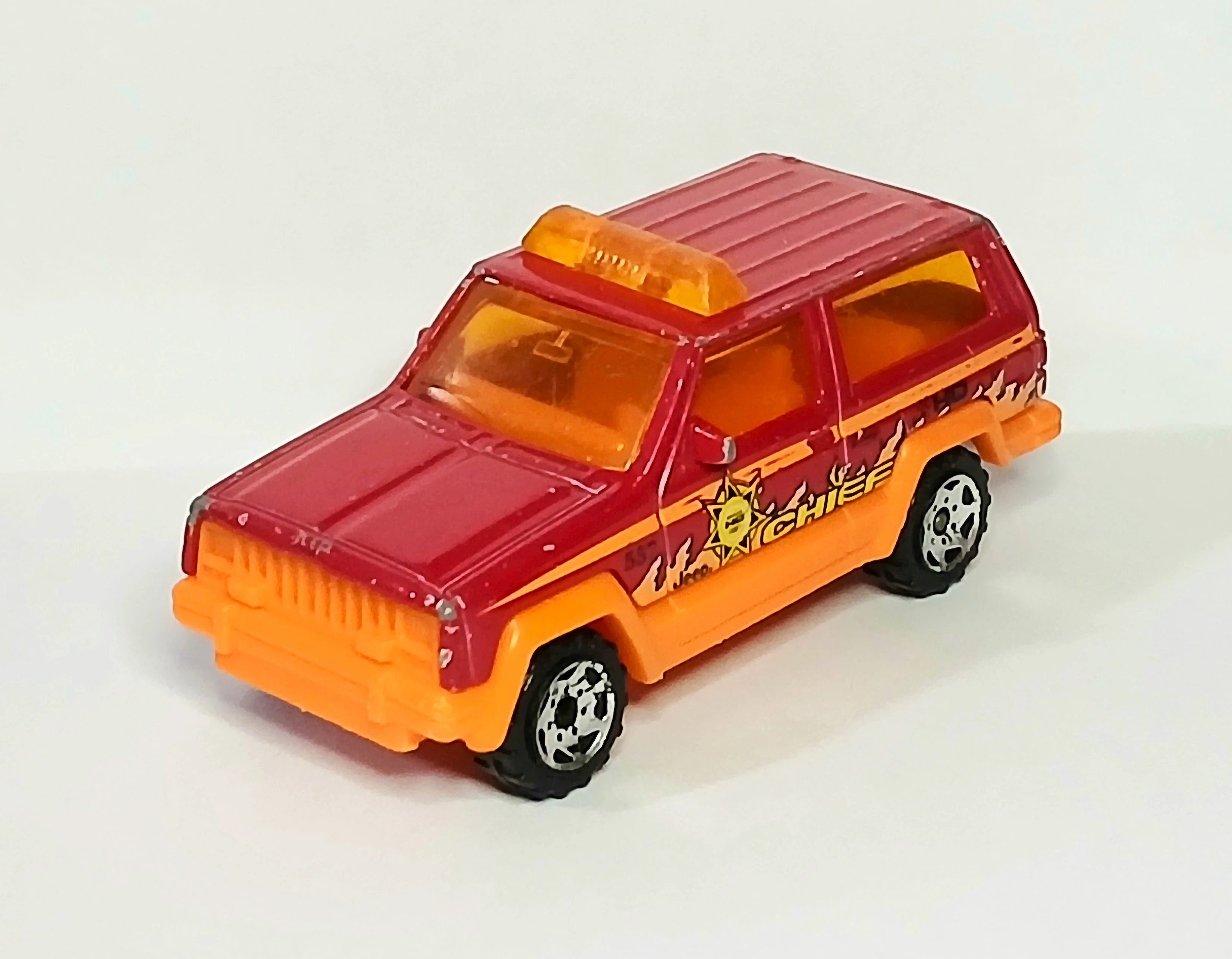 Jeep Cherokee (Red, 557, CHIEF, HQ)