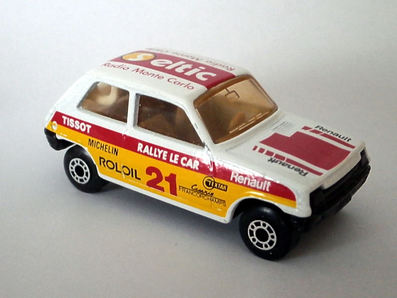 Renault 5TL (White, SELTIC, ROLOIL 21)