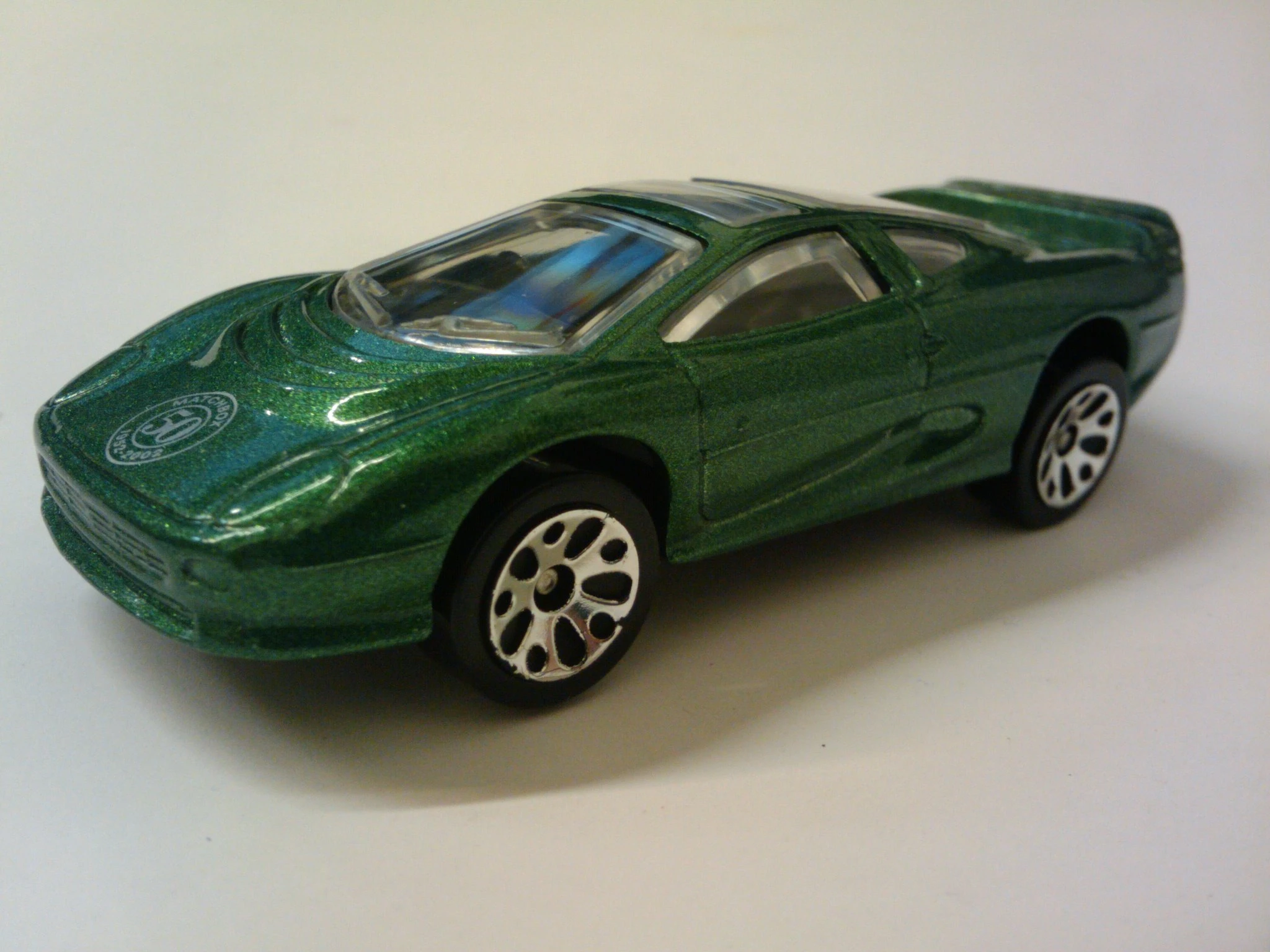Jaguar XJ220 (Metallic Emerald Green)
