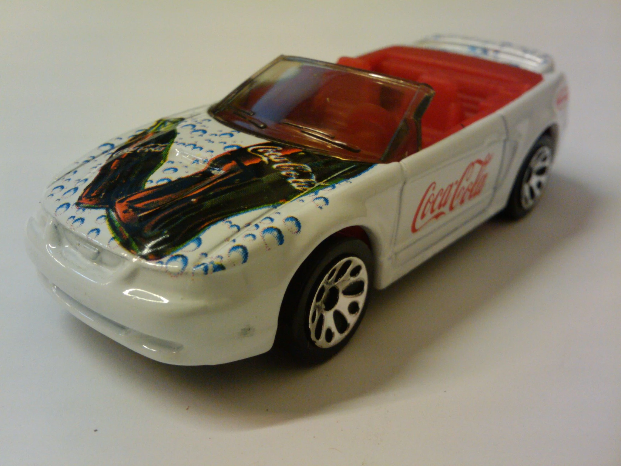 99 Ford Mustang GT (White, Coca-Cola logo, bottles, Matchbox)
