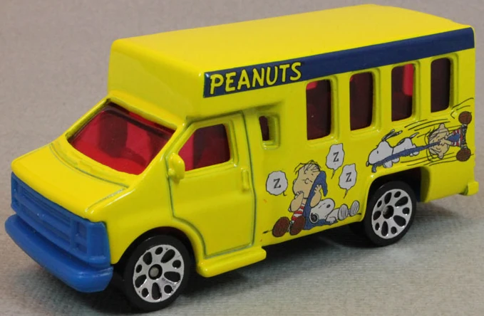 Chevy Transport Bus (Lemon, Peanuts graphics)