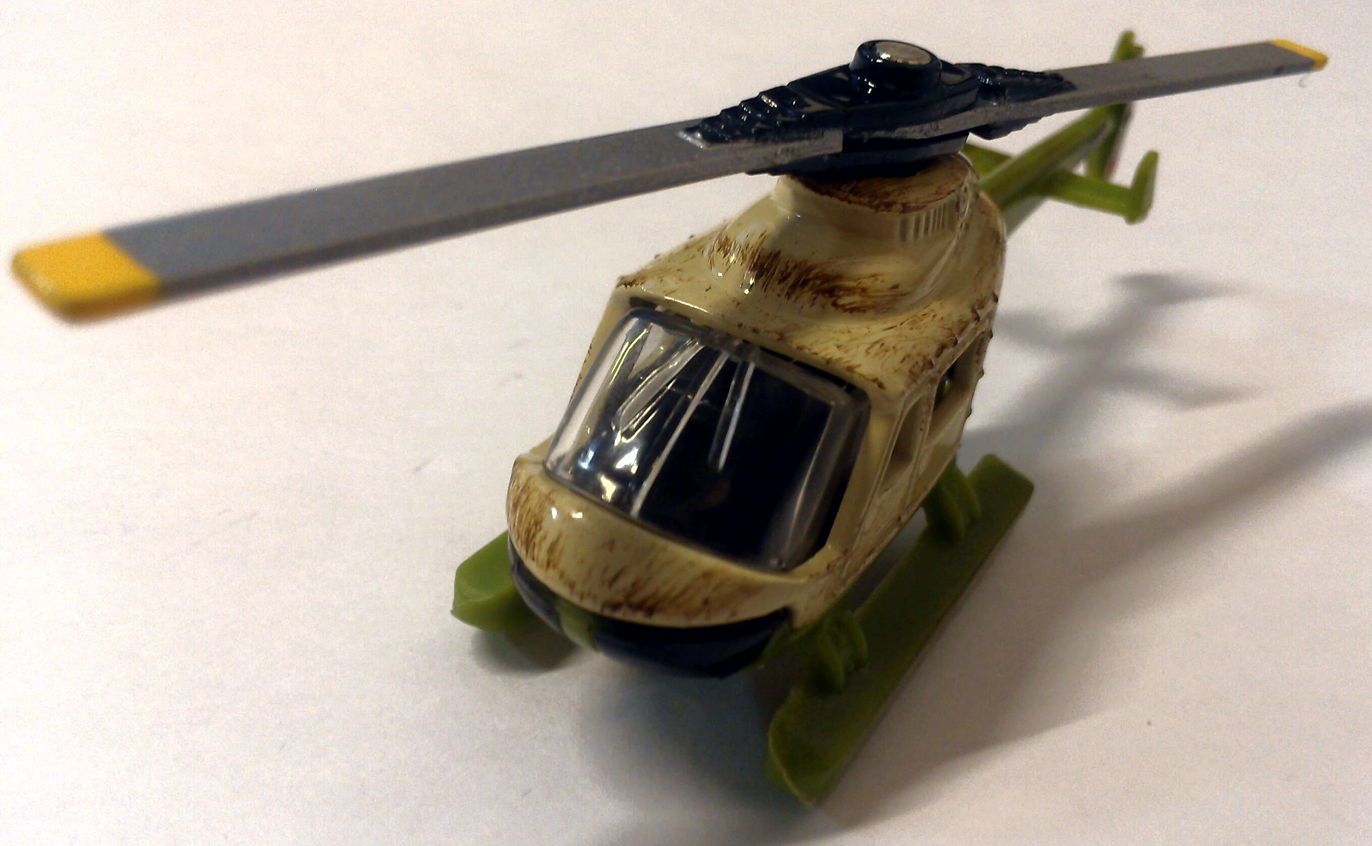 Rescue Chopper (Khaki, The Crocodile Hunter, 062802, "mud" spla…)