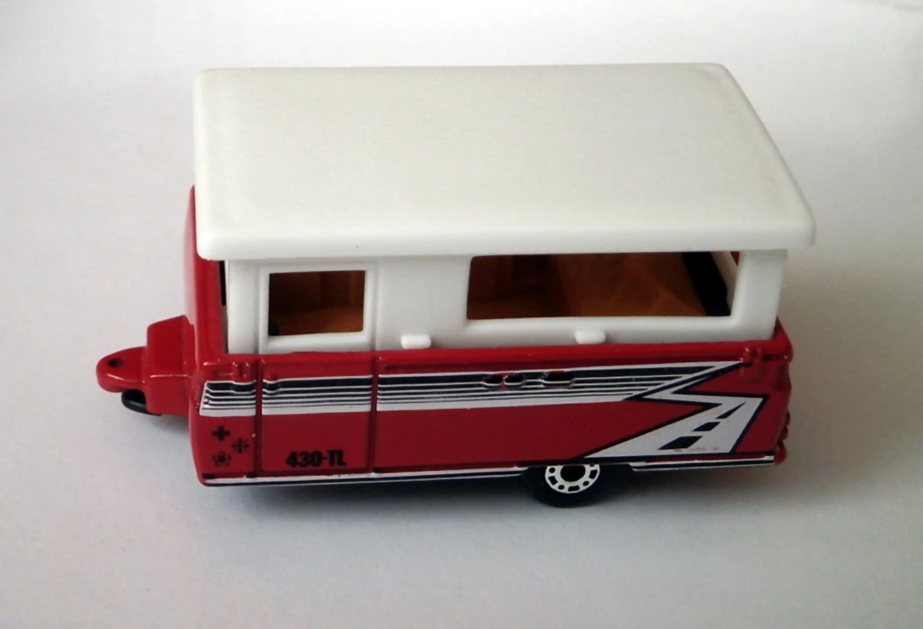 Pop Up Camper (Red, Black and White road tampo, 430-TL, Blac…)