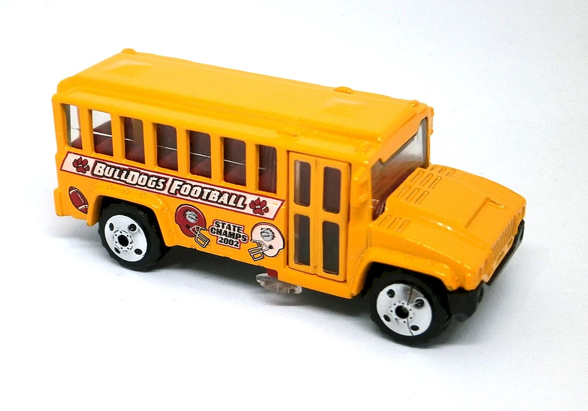 School Bus (2000) (Yellow)