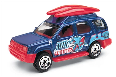 Nissan Xterra (Dark Blue, MHC Outfitters)