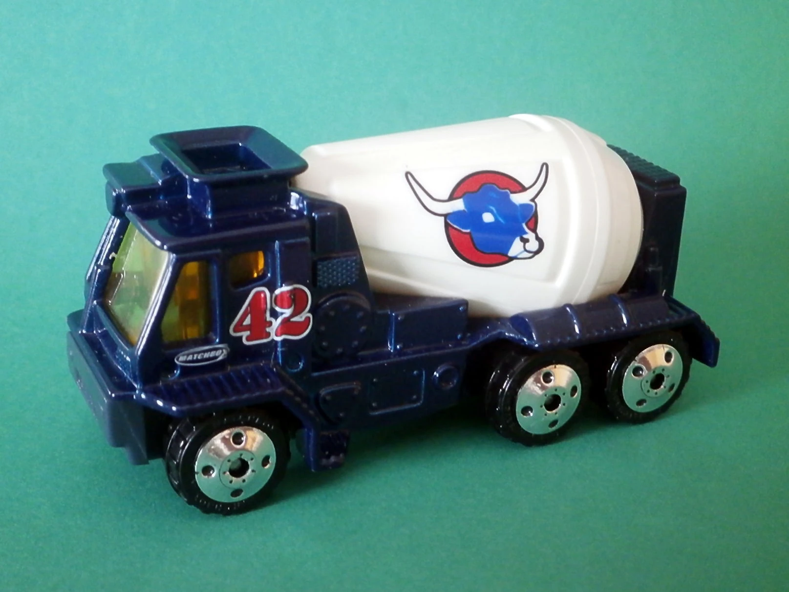 Cement Mixer (Dark Blue, MATCHBOX, 42, bull head)