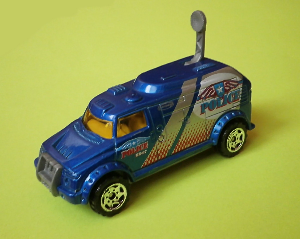 Police Robot Truck (Bright Blue, POLICE RB-07)