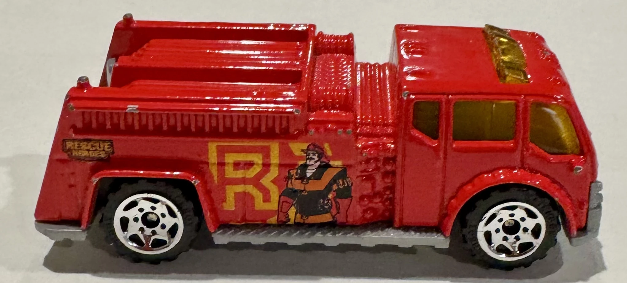 Water Pumper (Red)