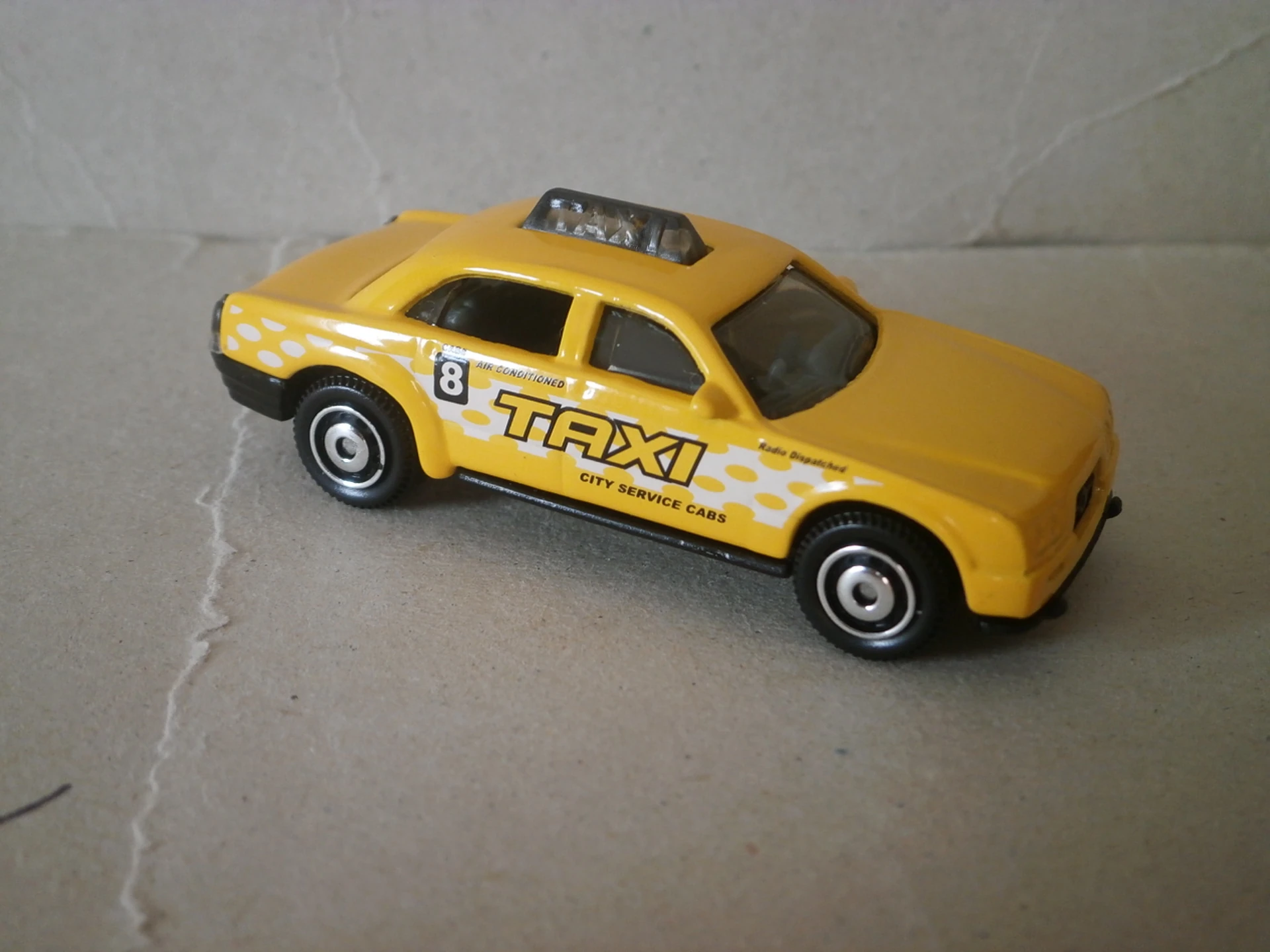 Taxi Cab (Yellow, TAXI 8)