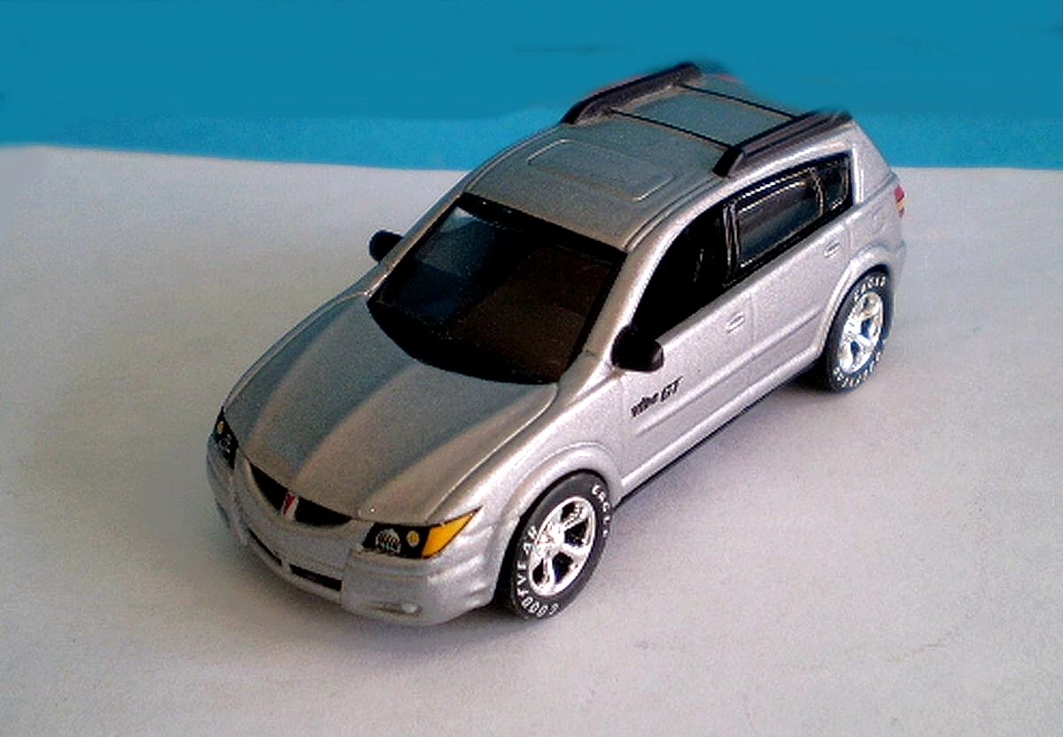 Pontiac Vibe (Silver, Detailed trim)