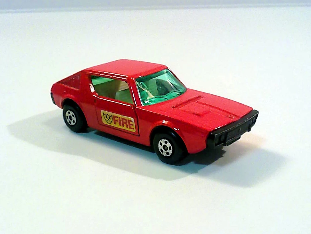 Renault 17TL (Red)