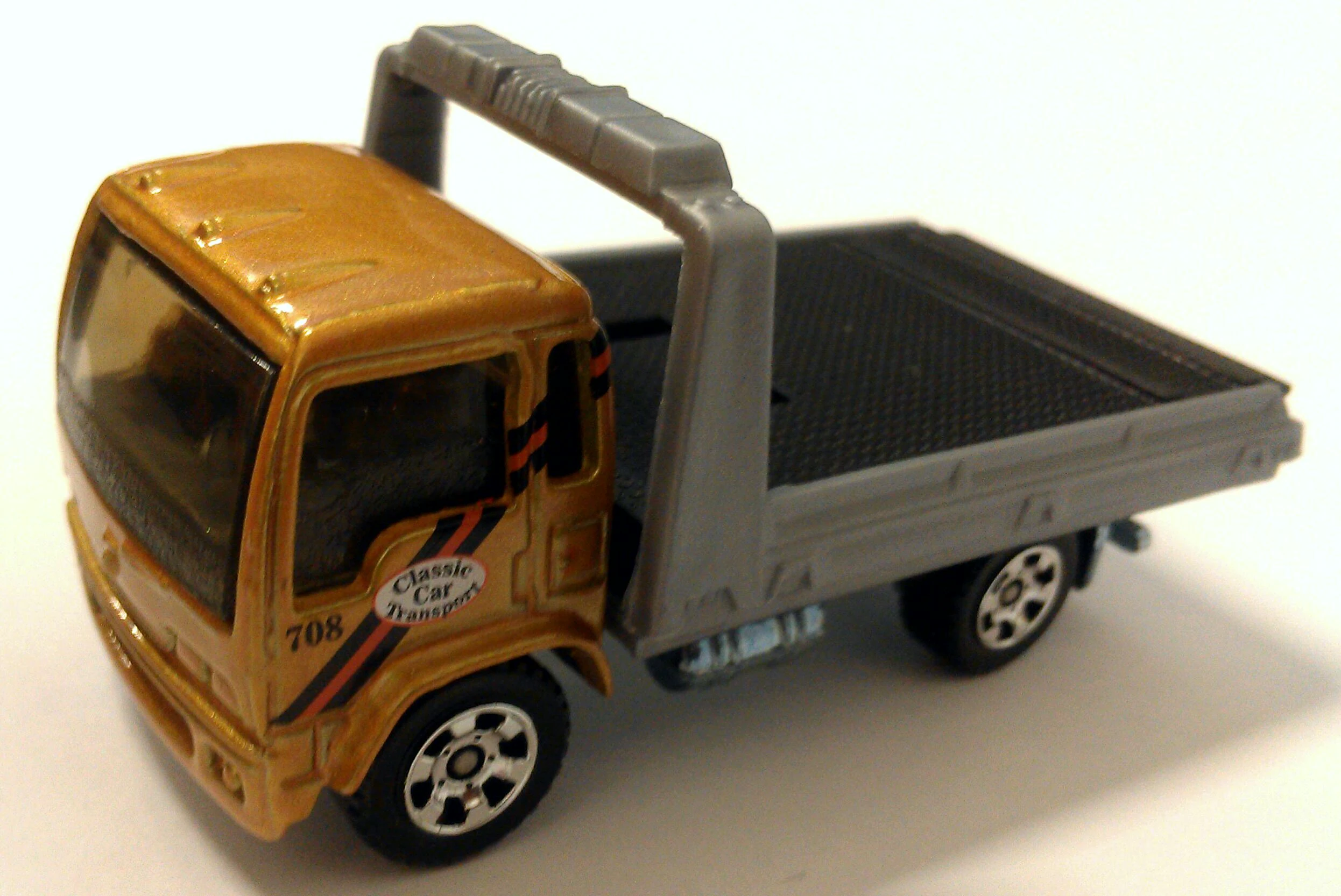 Hiway Hauler (Metalflake Gold, Dark Gray)