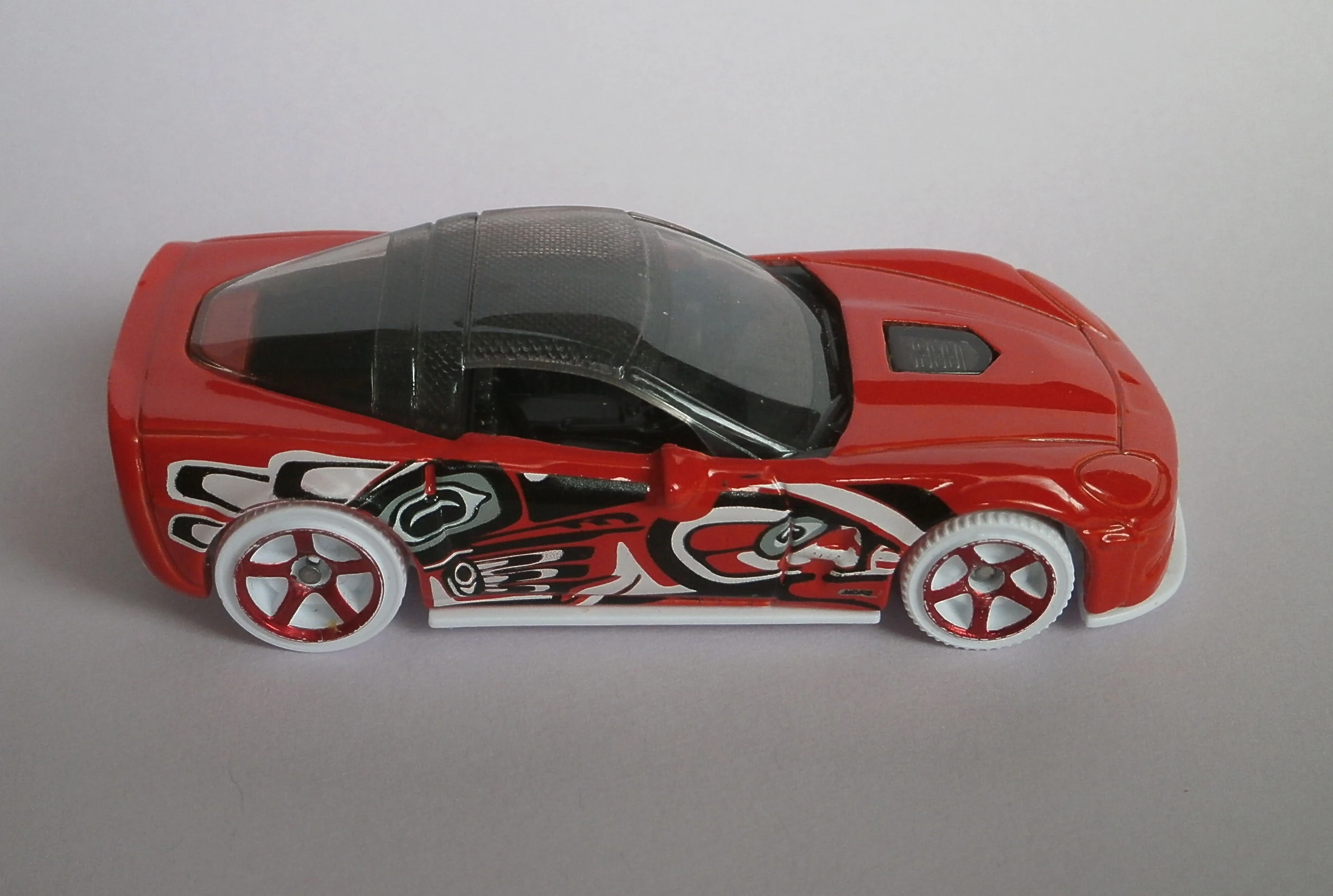 2009 Chevrolet Corvette ZR-1 (Red, Native American design)