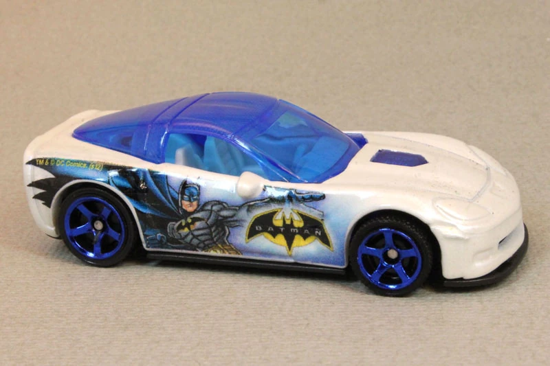 2009 Chevrolet Corvette ZR-1 (Pearl White, Batman)
