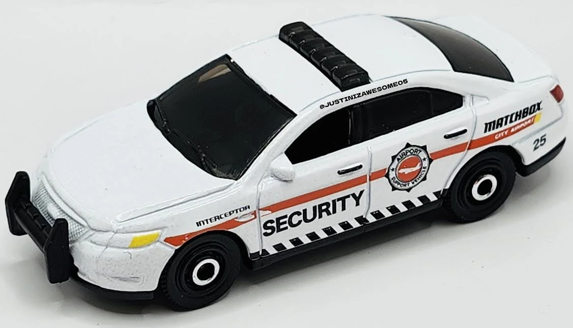 Ford Police Interceptor (White, SECURITY, AIRPORT SUPPORT VEHICLE, 25)