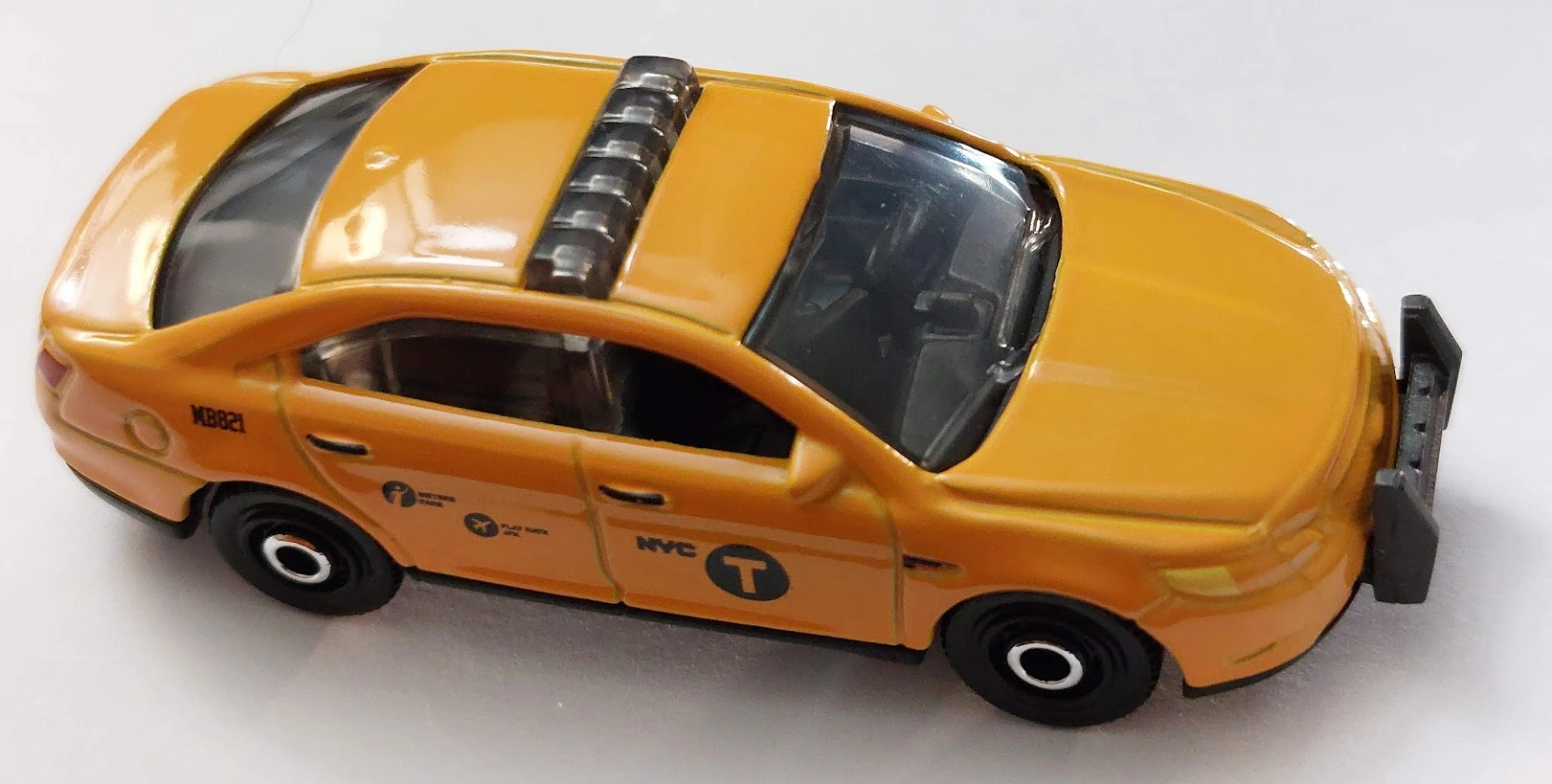Ford Police Interceptor (Yellow, NYC Taxi livery, NYC T, MB821)