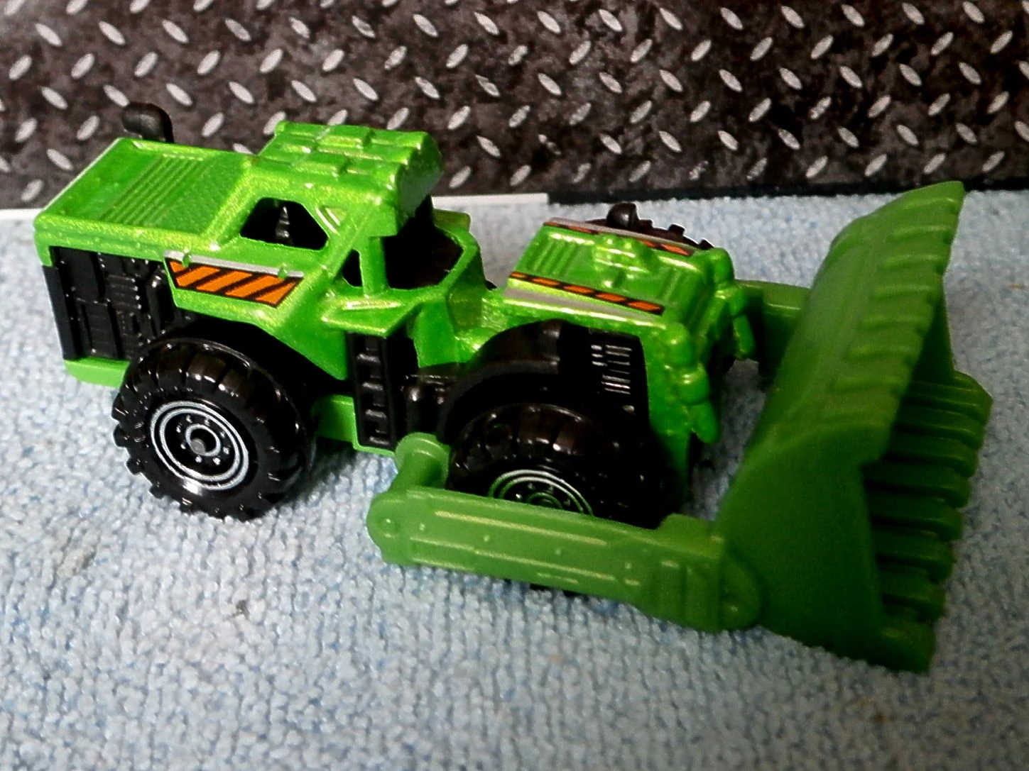 Mound Mover (Pearl Green, Orange and Black stripe)