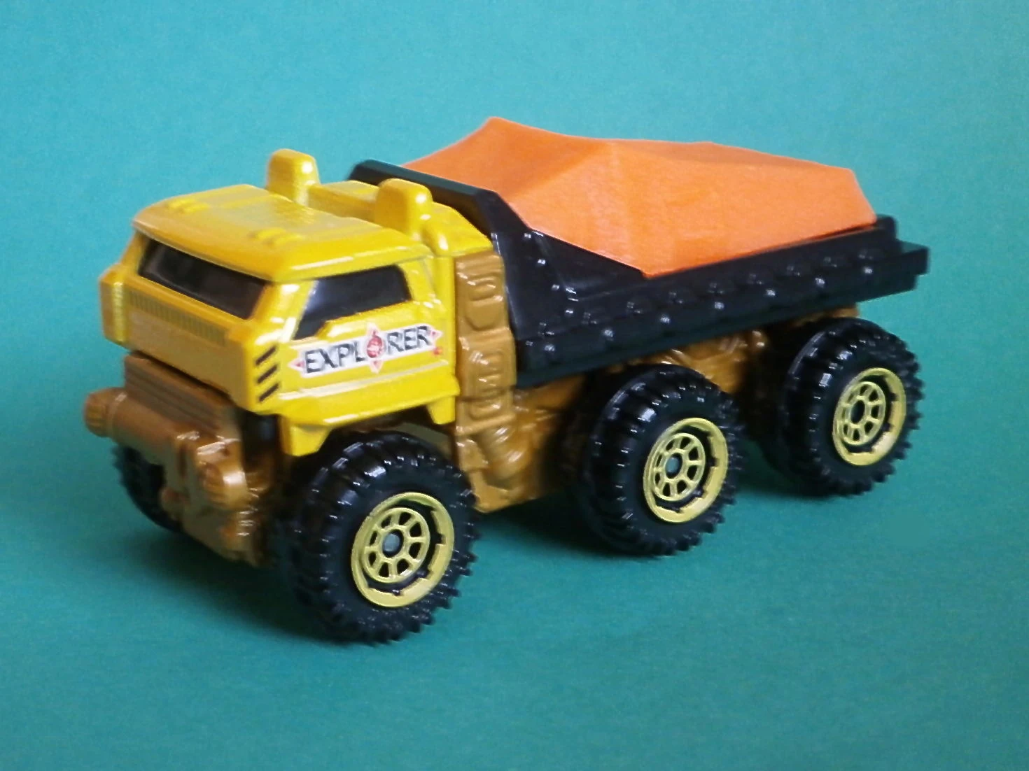Terrianiac (Yellow, EXPLORER)