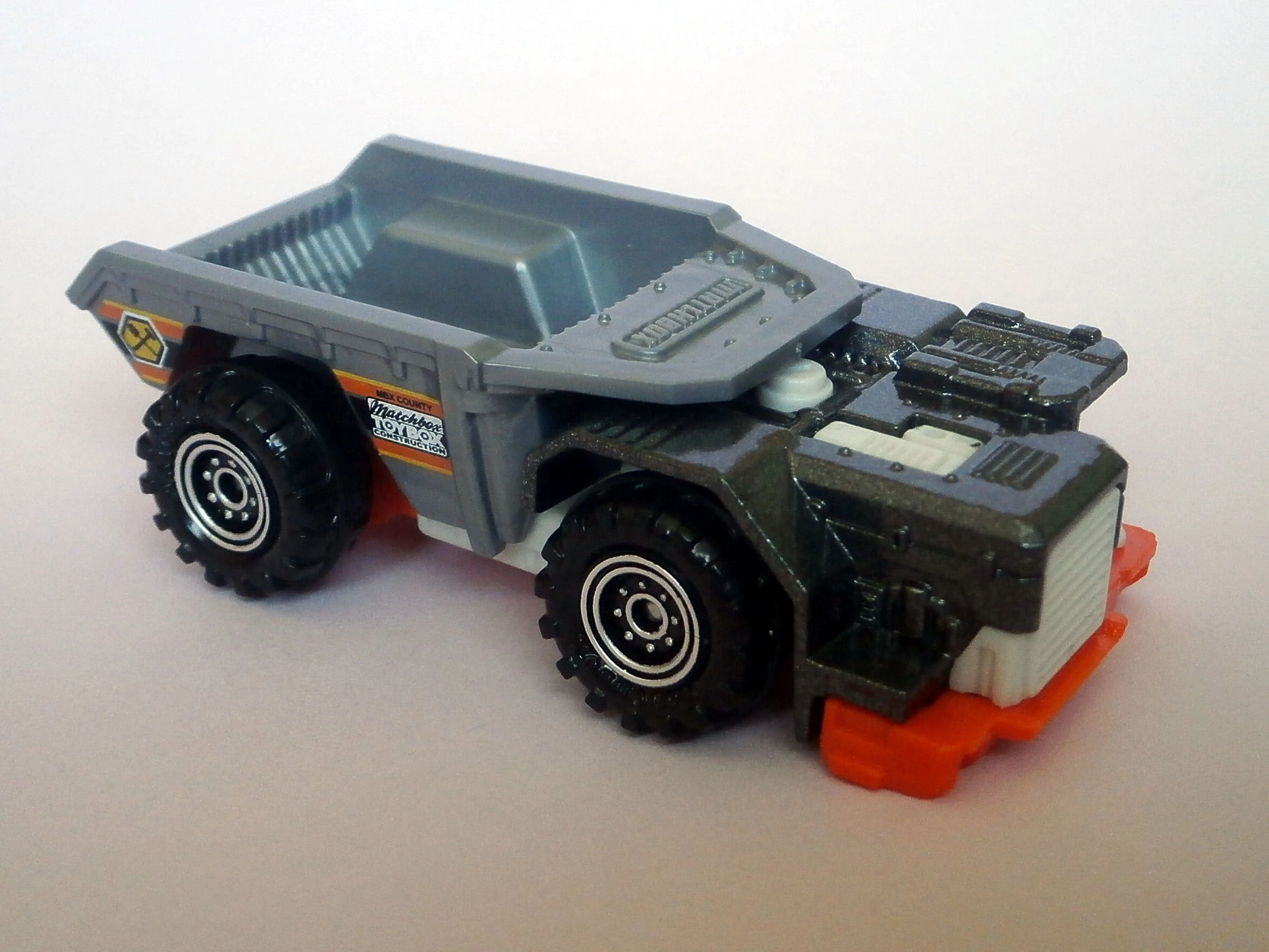 Mountain Mover (Metalflake Dark Gray & Silver, MBX COUNTY, Matchbox TOYBOX Construction…)