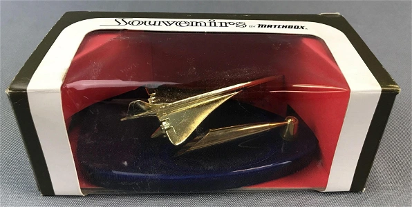 Supersonic Airliner (Gold, None)