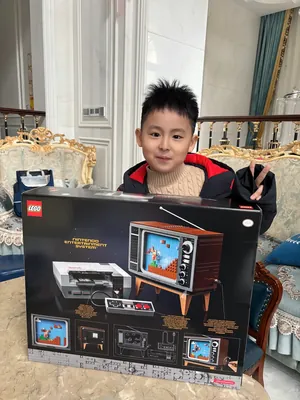 两天半的时间六岁小孩独立拼完任天堂游戏机