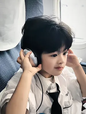 5岁累计飞行120次的小孩哥