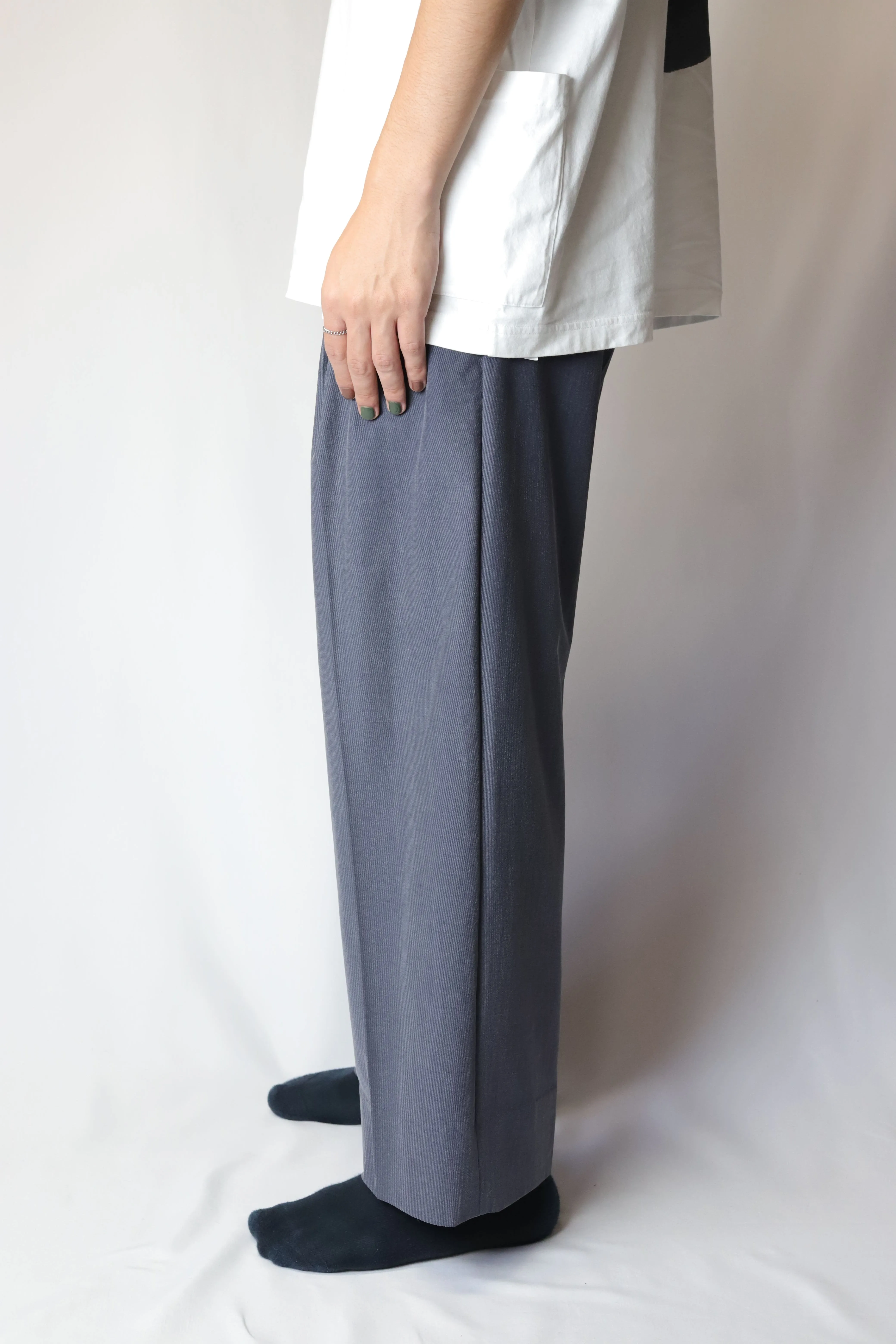 最大2000円引き マラソン期間 KANEMASA FIBRI CUPRO EASY TUCK PANTS