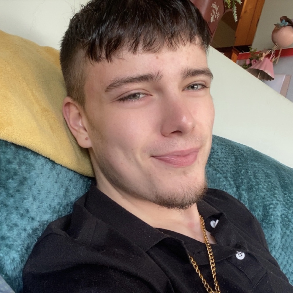 Profile photo of Tommy (@tommyyy)