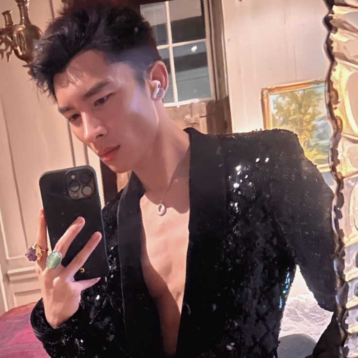 Photo of larryissohot