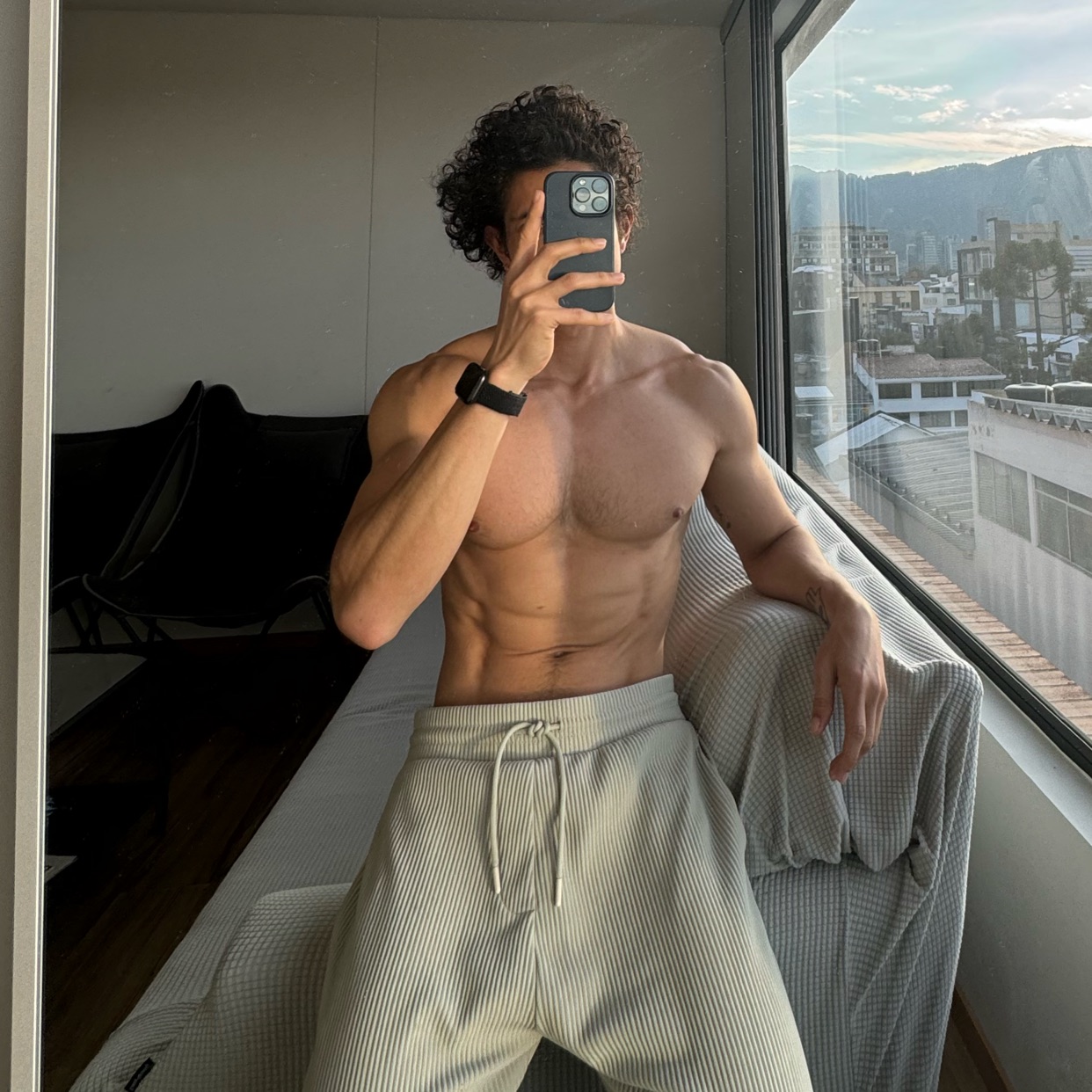 Profile photo of Óscar (@oscarwarde)