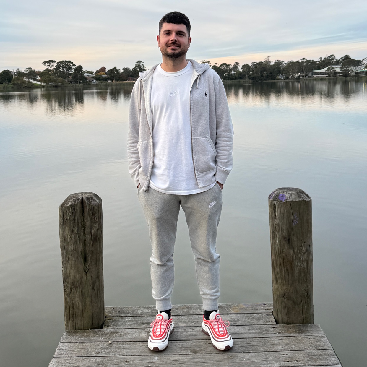 Profile photo of Theo (@theo93)