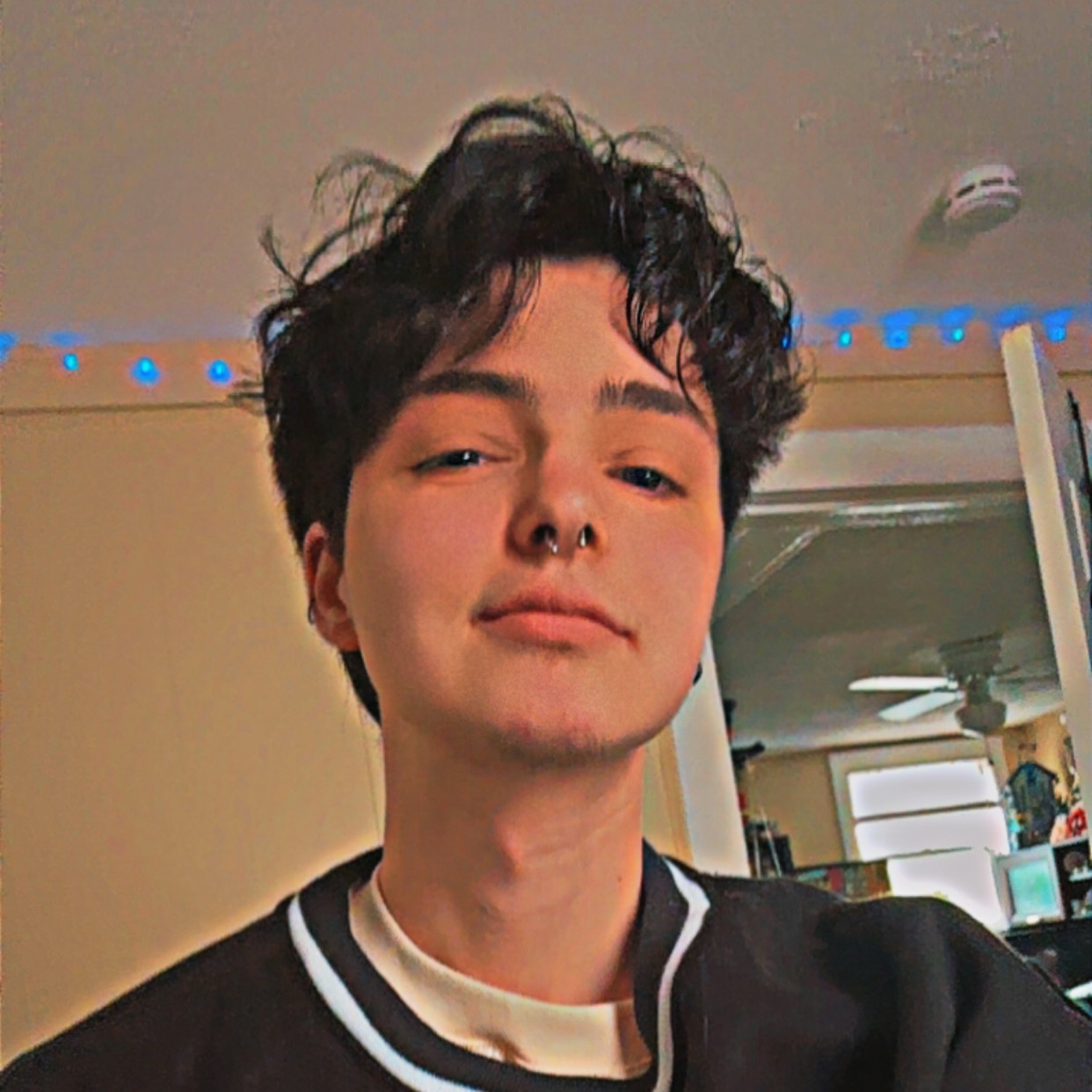 Profile photo of Oliver (@astrobyte)