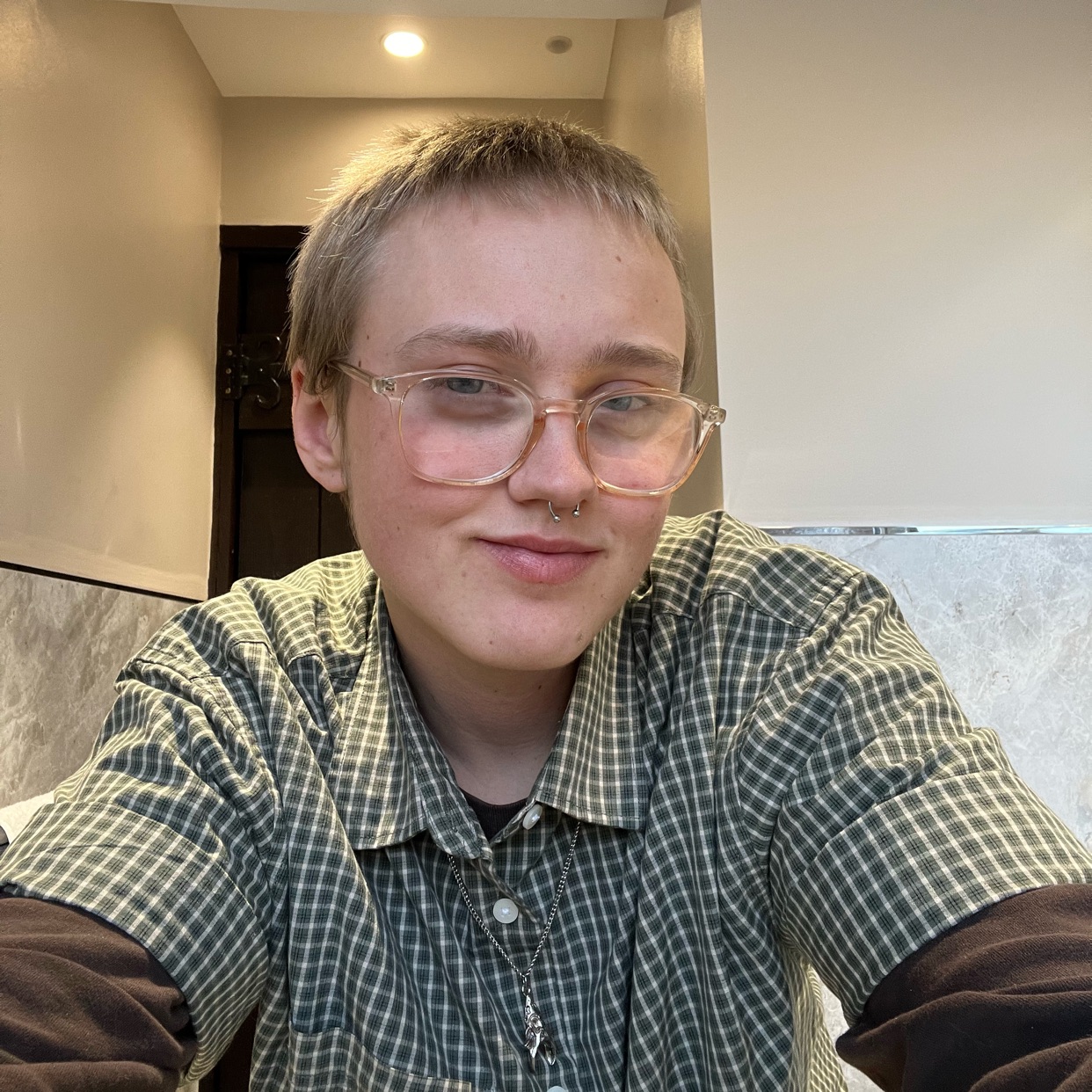Profile photo of Mez (@mezzanine)