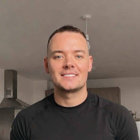 Profile photo of Chris (@christhomas)