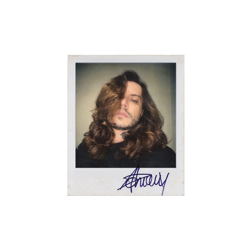 Profile photo of JOHNNY (@afterstaticfade)