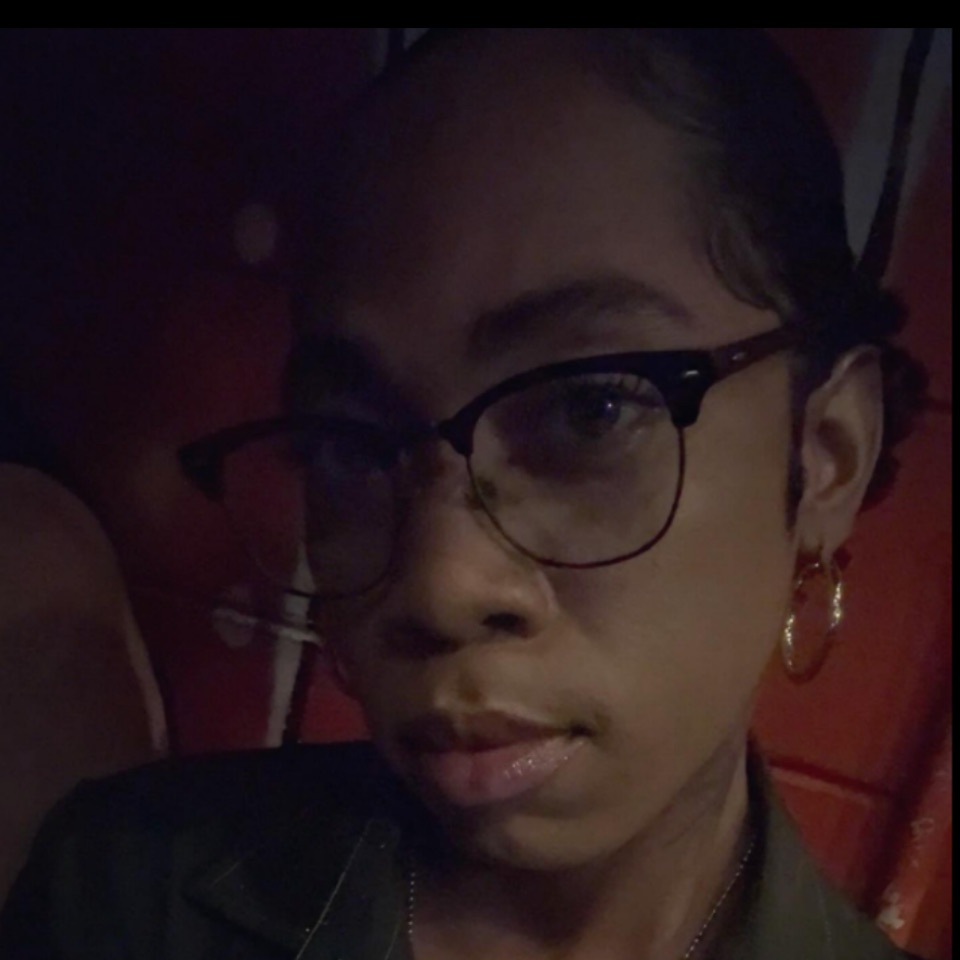 Profile photo of Mo (@mo-mo)