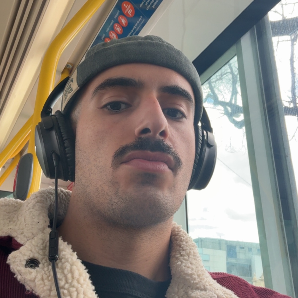 Profile photo of Elio (@breadhubby)