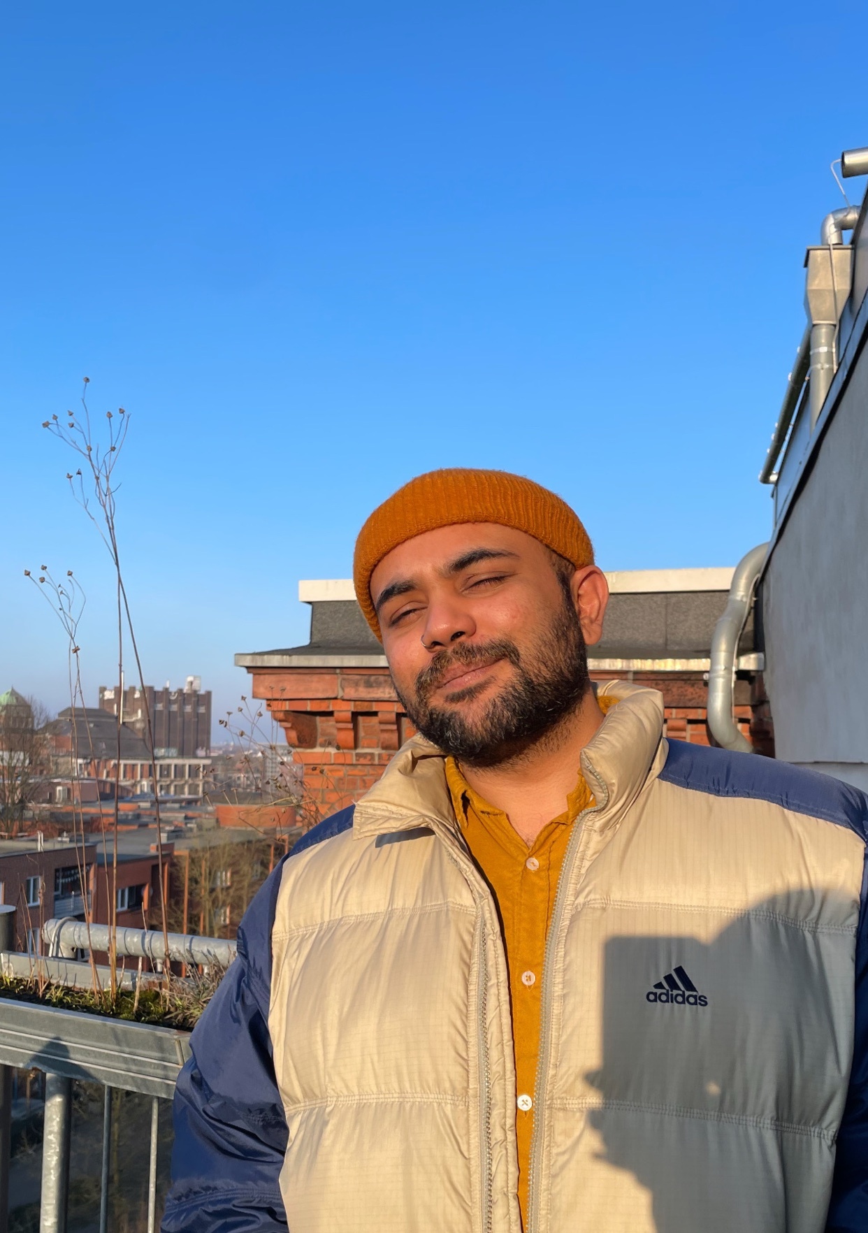 Photo by razi / Razi on Collective
