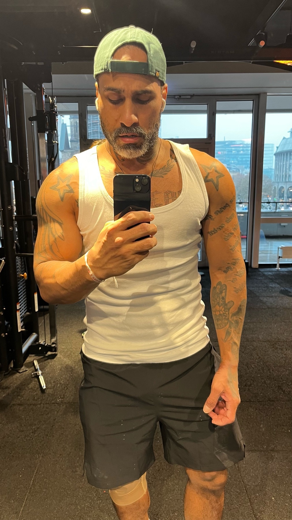 Photo by neyeston-loiz