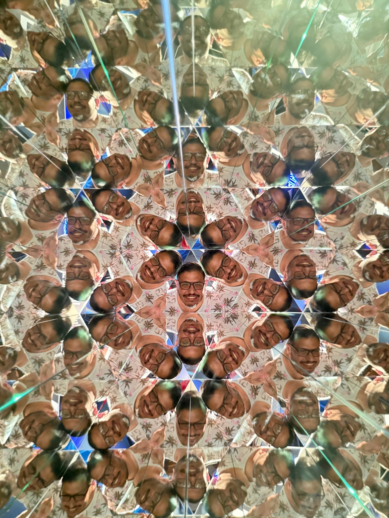 Photo by juvenlee_surrealart