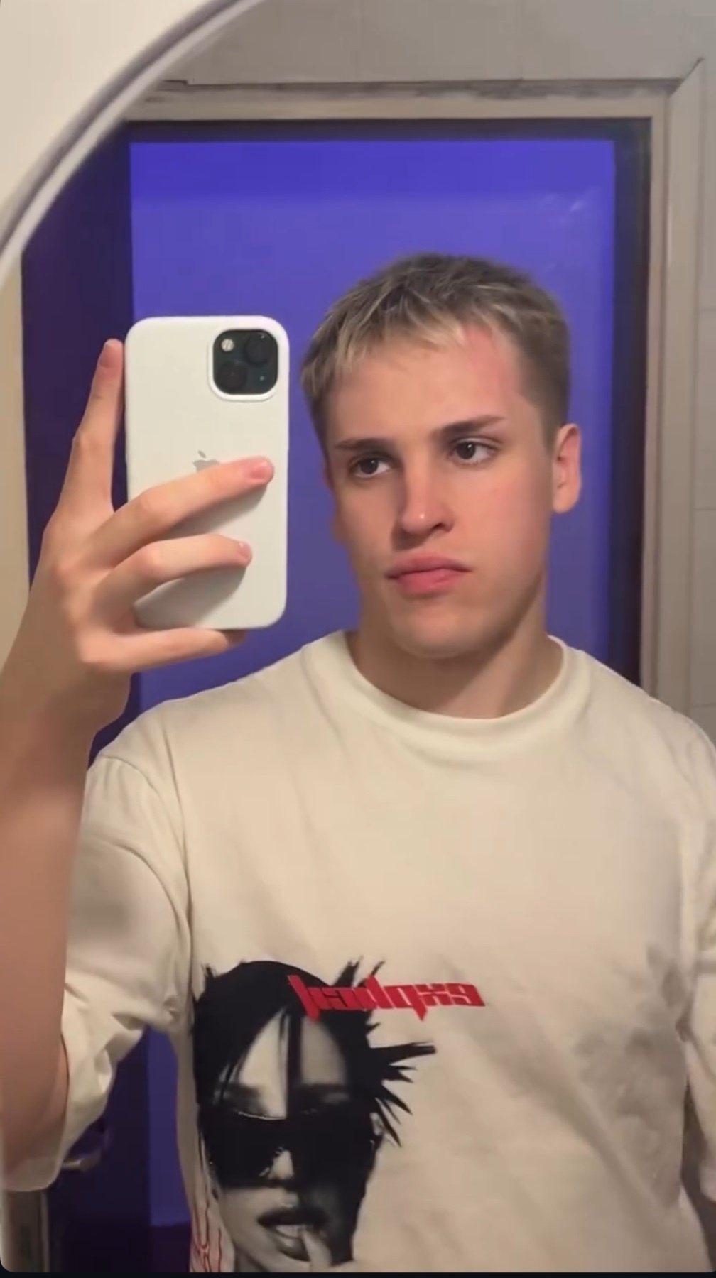 Photo by tobiasmanuel