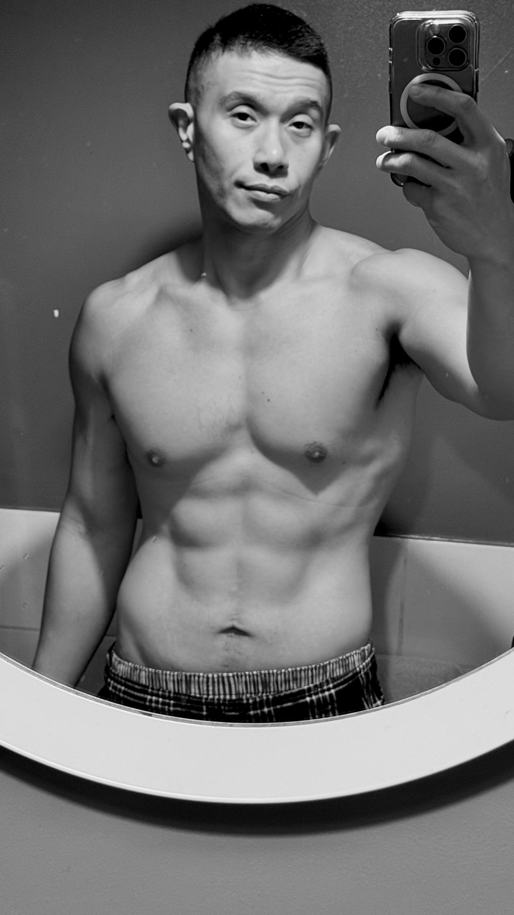 Photo by ronandonandon