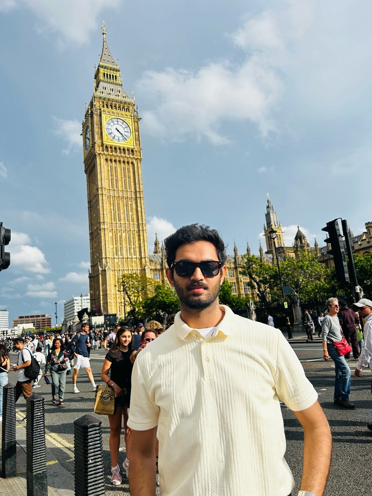 Photo by charuka_jay