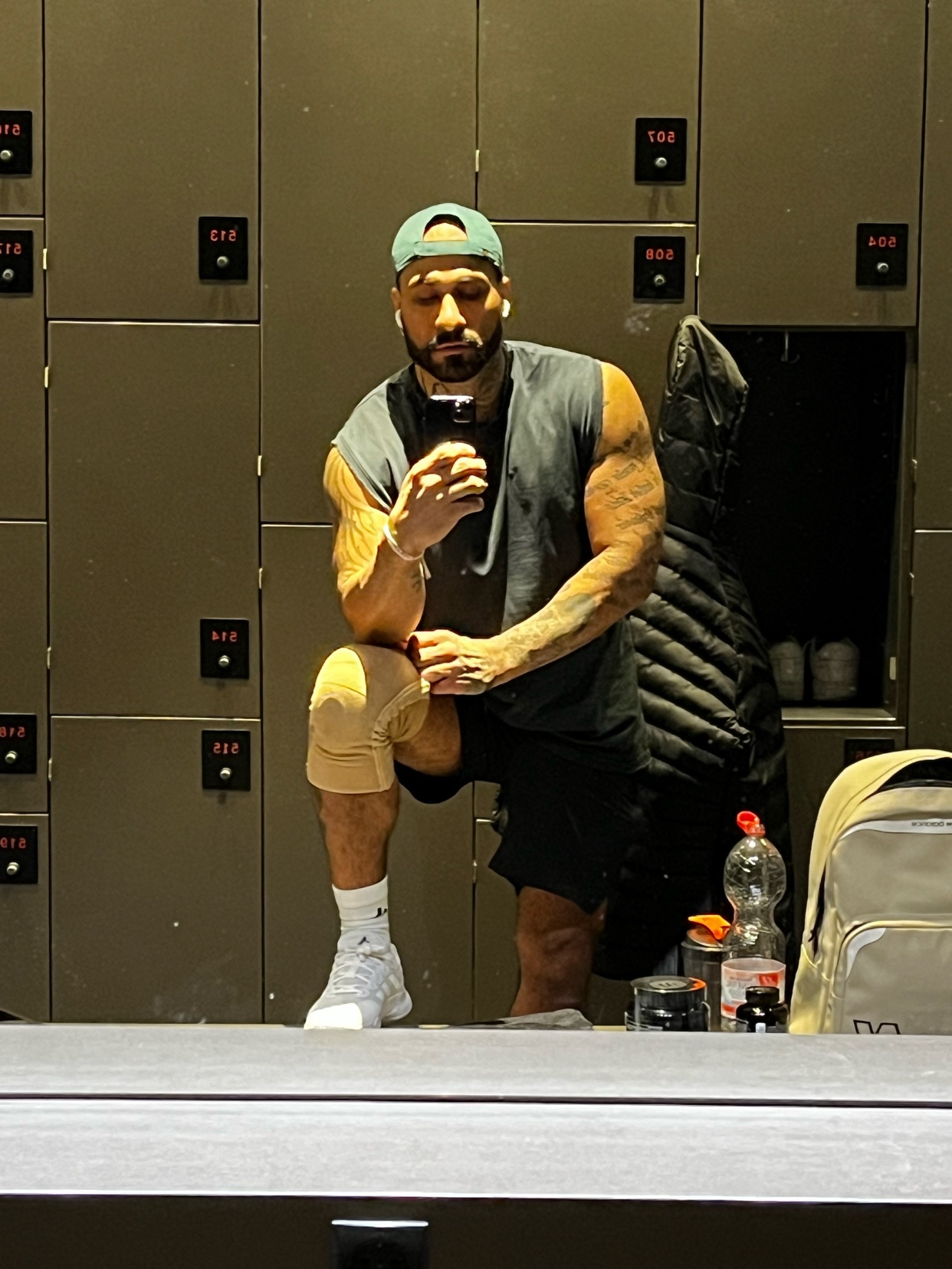 Photo by neyeston-loiz