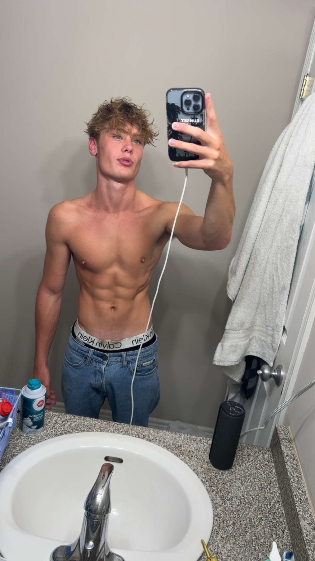 Photo by jordanknudson