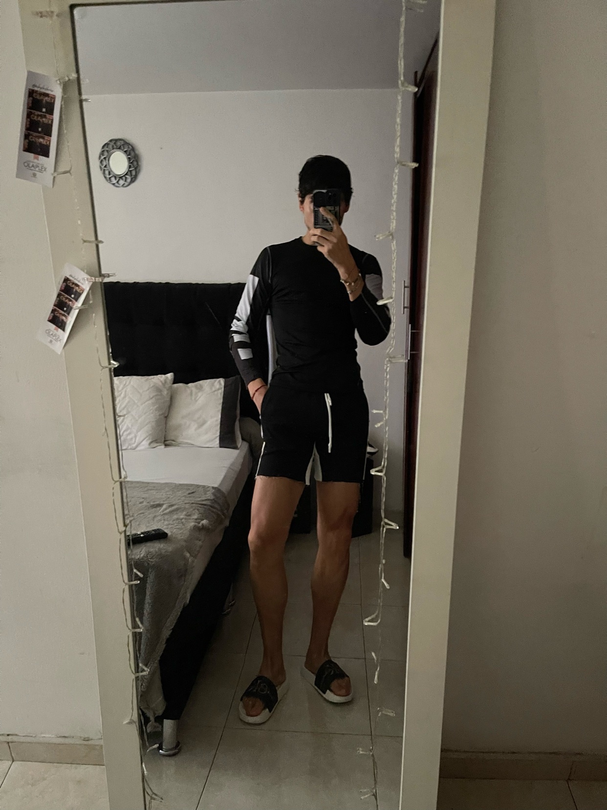 Photo by andykelavelo